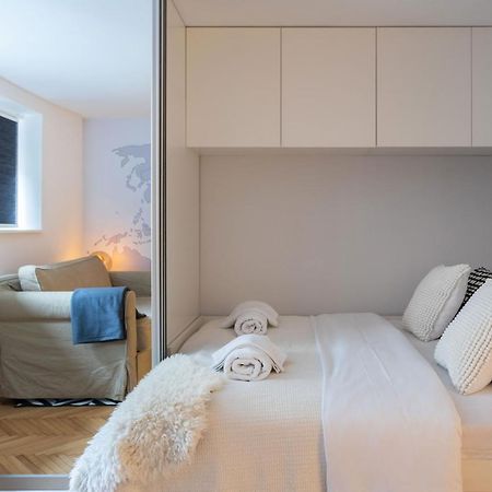 Modern Studio Near British Square Apartment Загреб Екстериор снимка