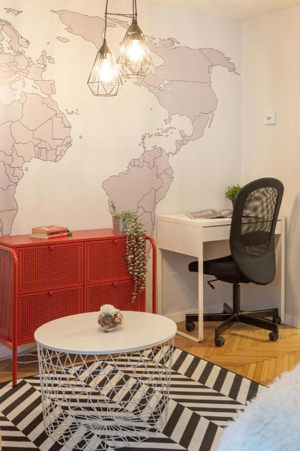Modern Studio Near British Square Apartment Загреб Екстериор снимка