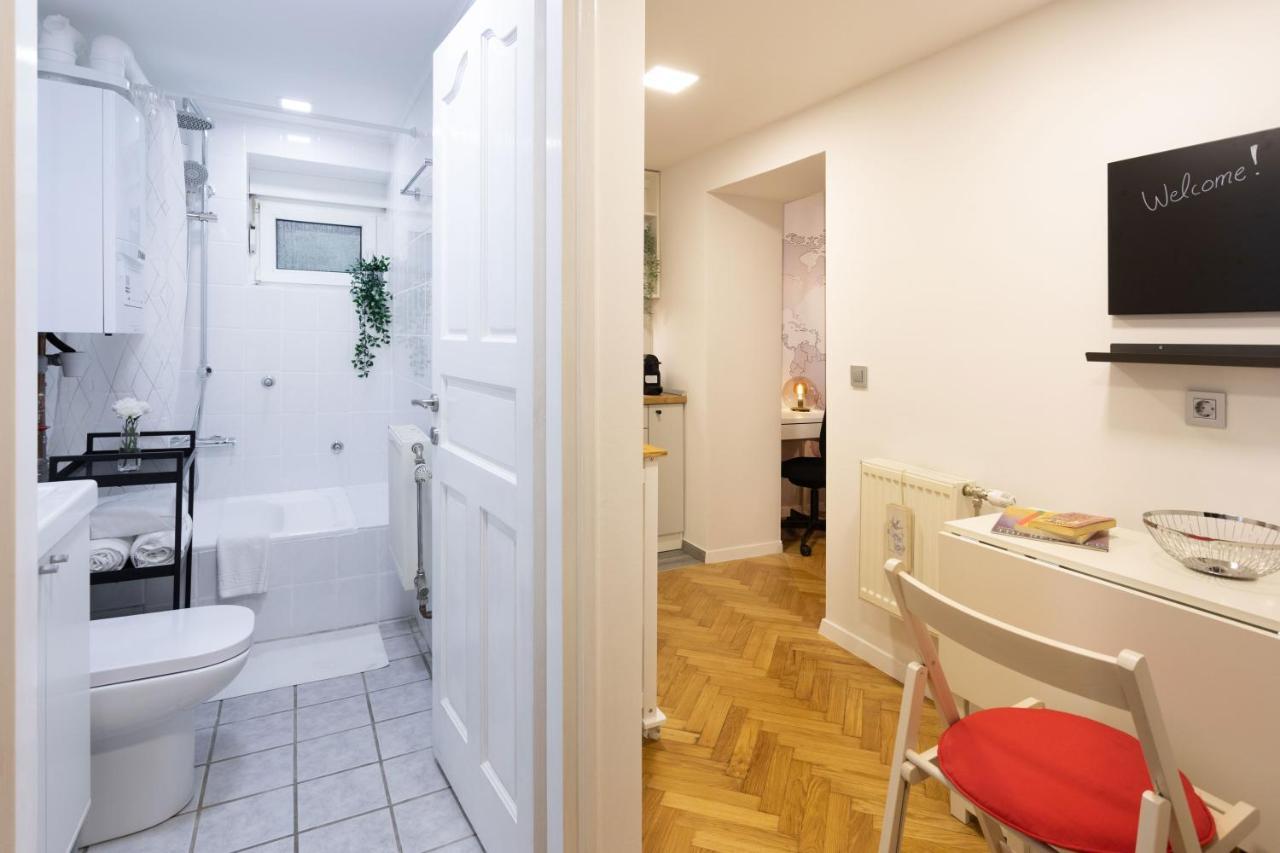 Modern Studio Near British Square Apartment Загреб Екстериор снимка
